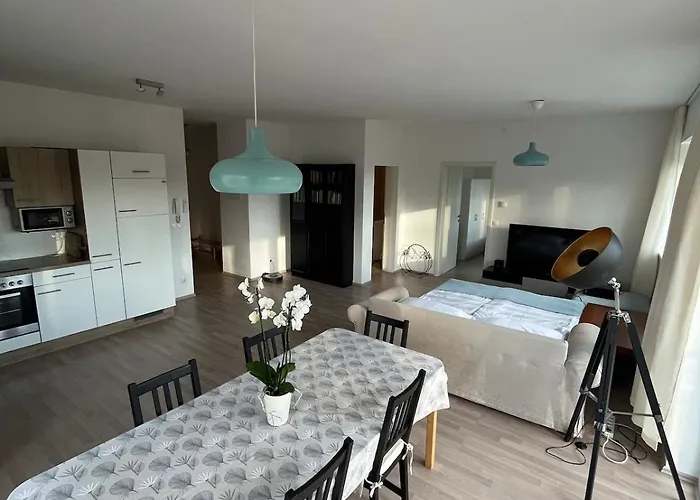 Geniesse Direkt Am Hauptplatz باد غليشنبرج